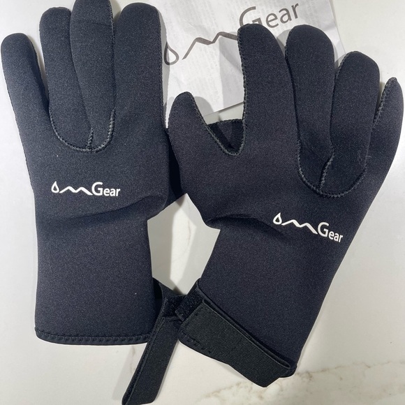 OM Gear Other - 🧑‍🦰🤿🧑‍🦰Free with Zcco Wet Suit Thermal Gloves, size M, Black